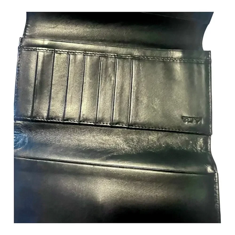 Vintage TUMI Black Leather Trifold Travel Wallet Checkbook Organizer Classic